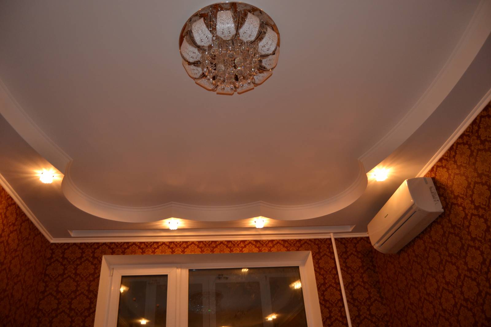 потолок из гипсокартона простой вариант фото
