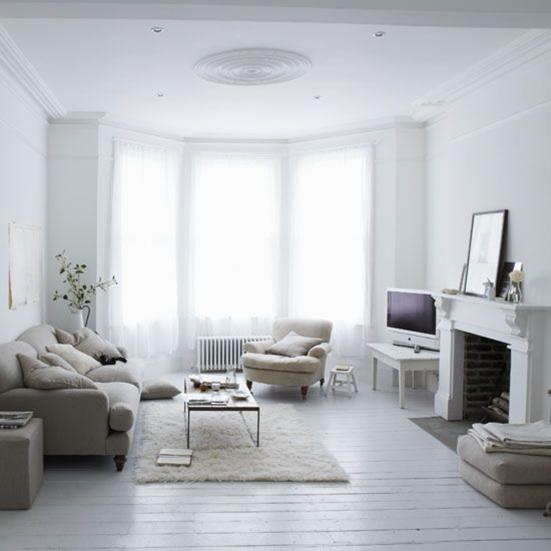 Дизайн интерьера белая мебель