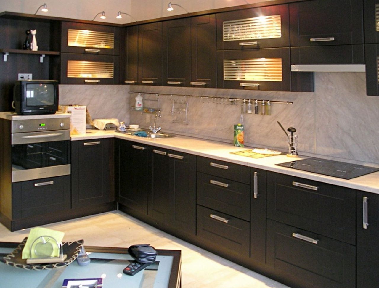 кухонный гарнитур для большой кухни угловой современный дизайн