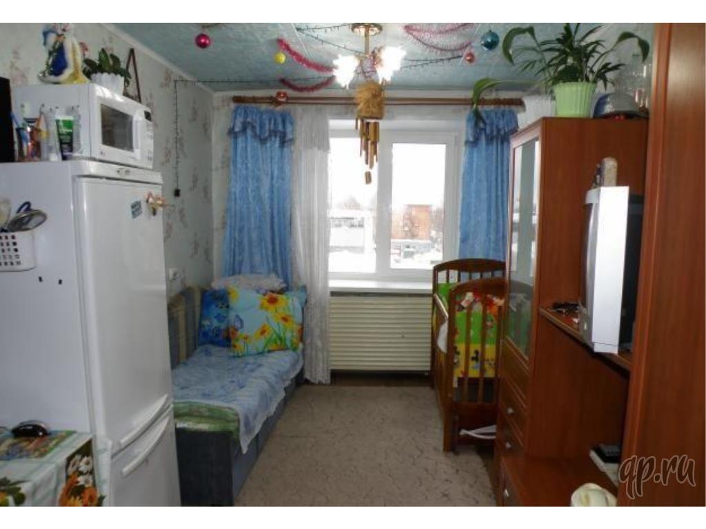 Дизайн комнаты в общежитии для семьи с ребенком
