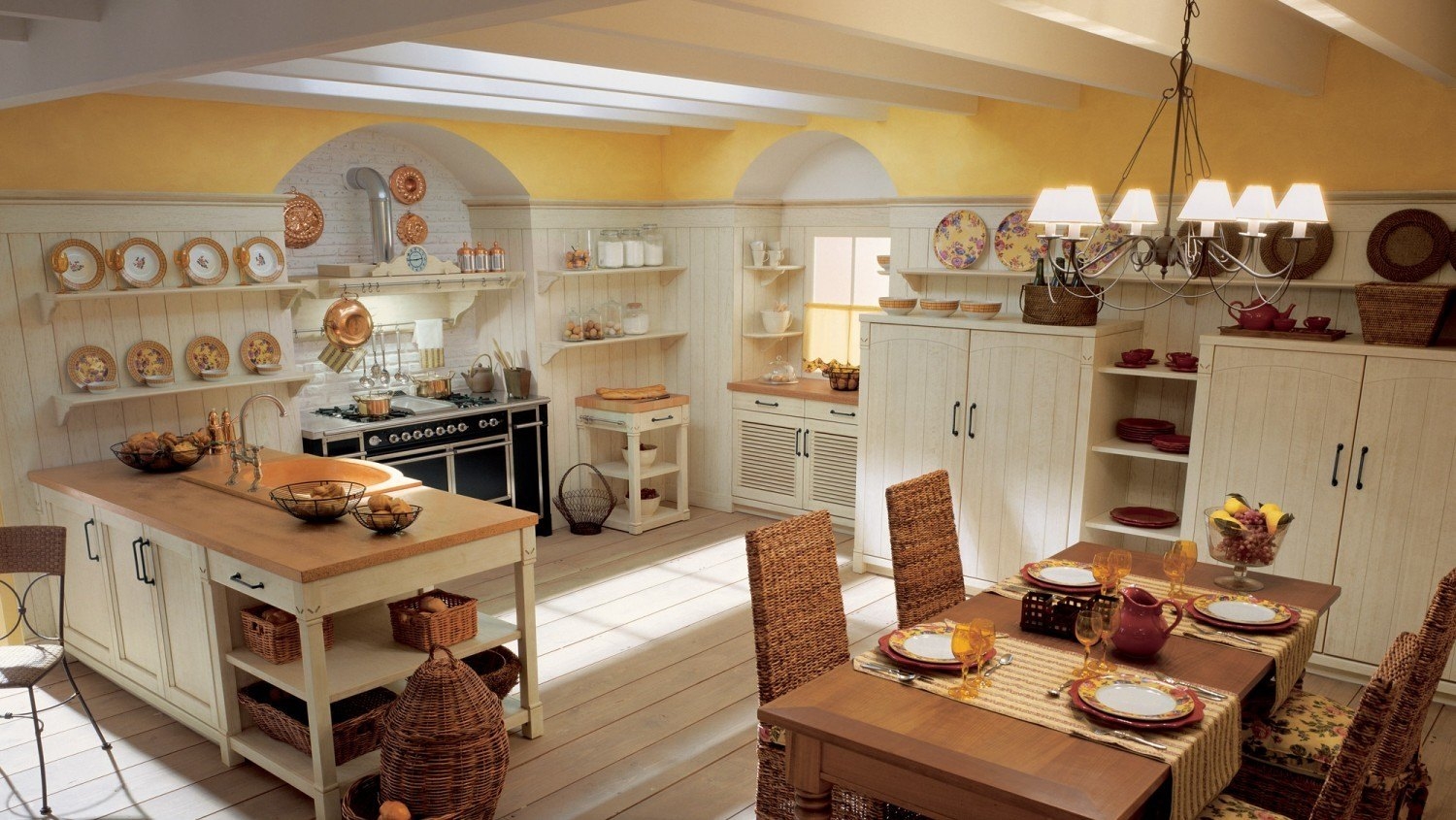 Интерьер кухня столовая в деревянном доме