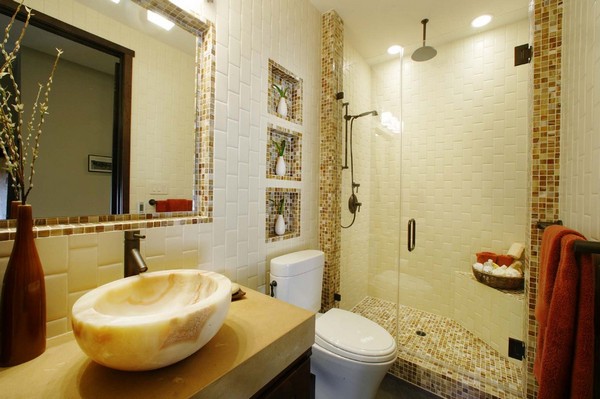 Дизайн ванной комнаты с декором из мозаики