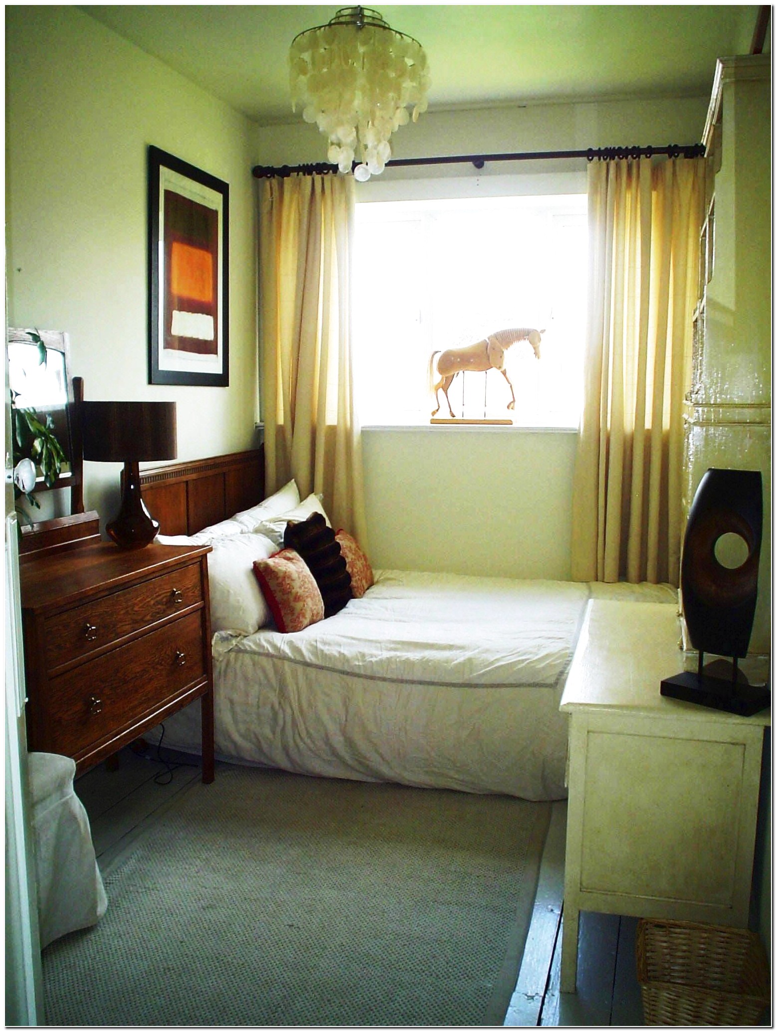 Маленькая спальня и комната дизайн фото