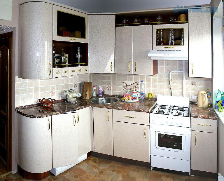 Кухонный гарнитур для маленькой кухни угловой фото двухцветный