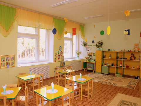 «Весне мы рады» идея для оформления групповой комнаты в детском саду»