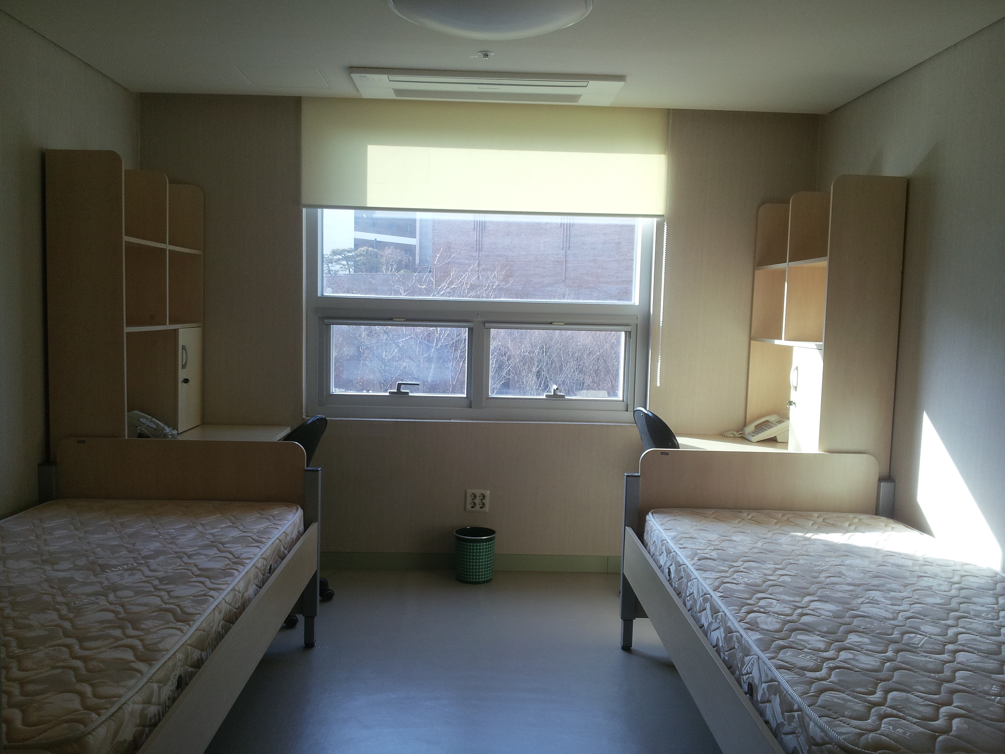 Без мебели комната в общежитии