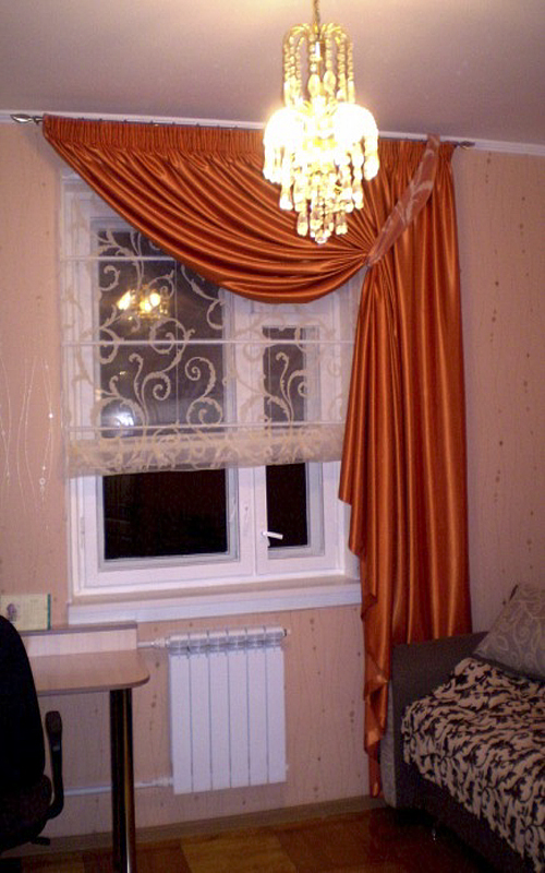 Штора на маленькое окно в спальне фото